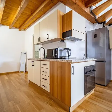 Spacious Stay For You & Family